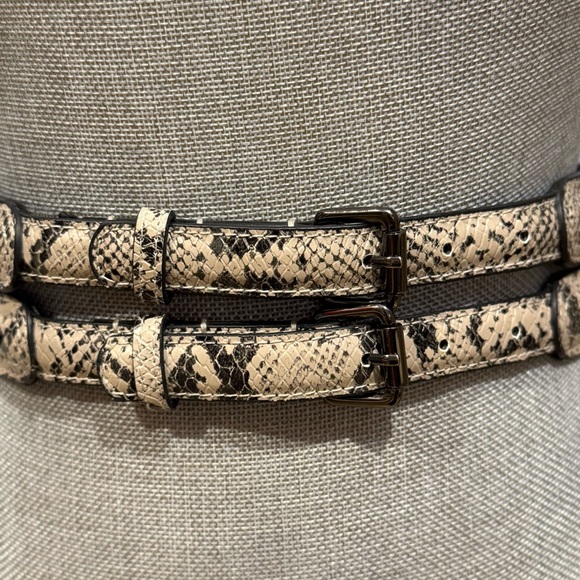 BCBGMaxAzria Black and cream snake print belt, Sz S - Picture 2 of 9